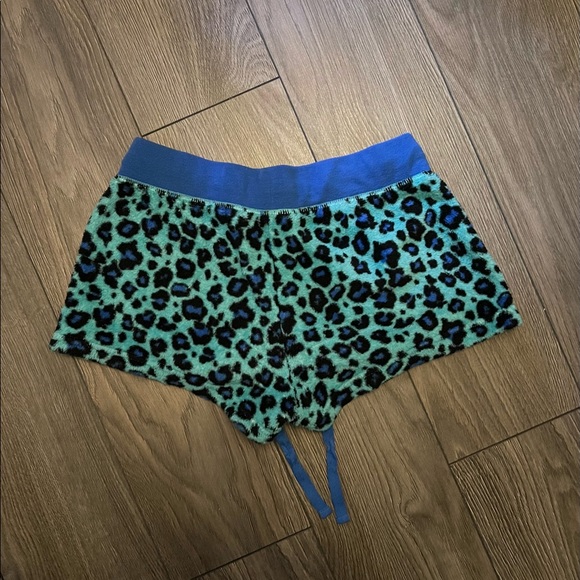 Cute Pyjama Shorts - Picture 2 of 3